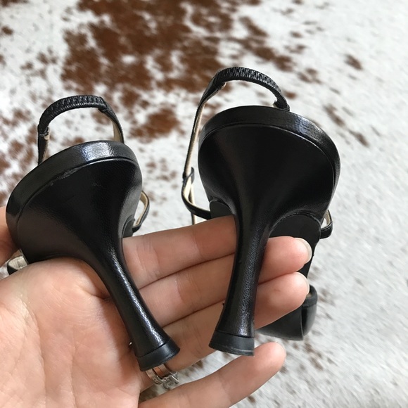 Chanel logo black patent cap toe slingbacks - Picture 8 of 8