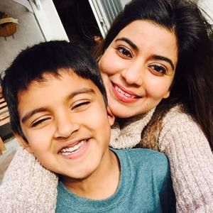 Meet your Posher, Roop