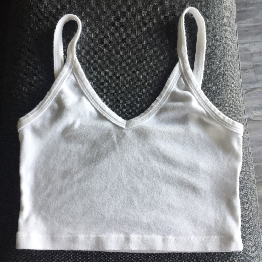 urban outfitters crop top