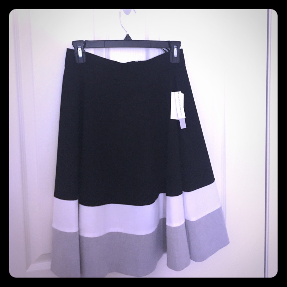 Amanda & Chelsie Black Skirt