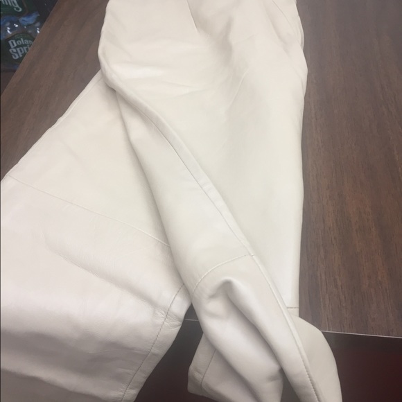 Buttery leather pants - Picture 6 of 8