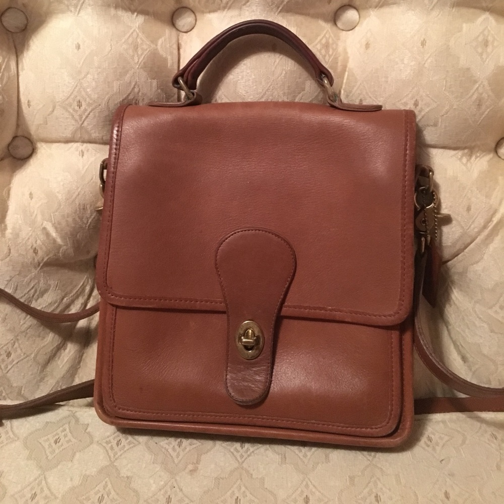Authentic Coach Messenger Purse