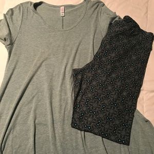 LuLaRoe perfect t and TC leggings