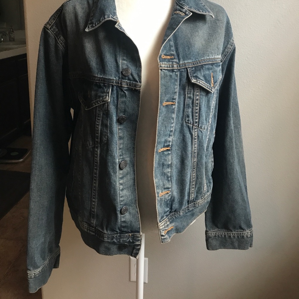 American Eagle Outfitter denim jacket