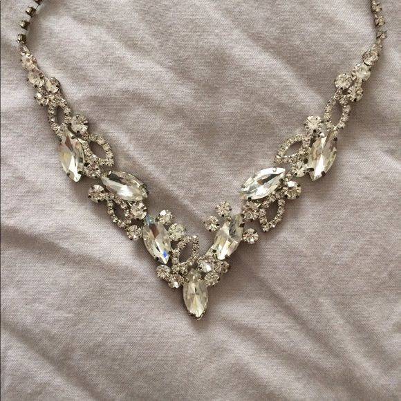 Necklaces $2 each - Picture 4 of 6