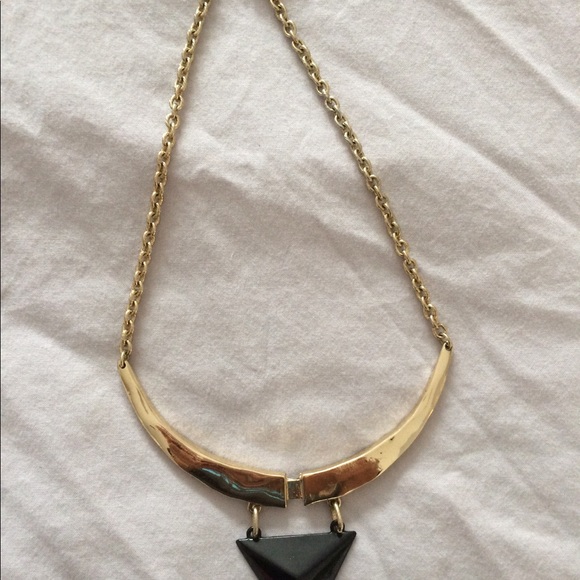 Necklaces $2 each - Picture 5 of 6