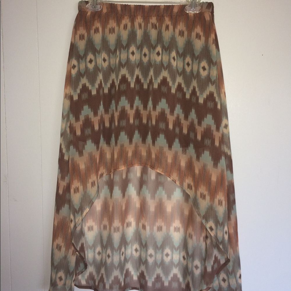 Bo-ho chic high low geometric print skirt