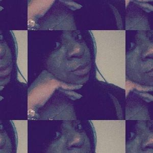 Meet your Posher, Dominique