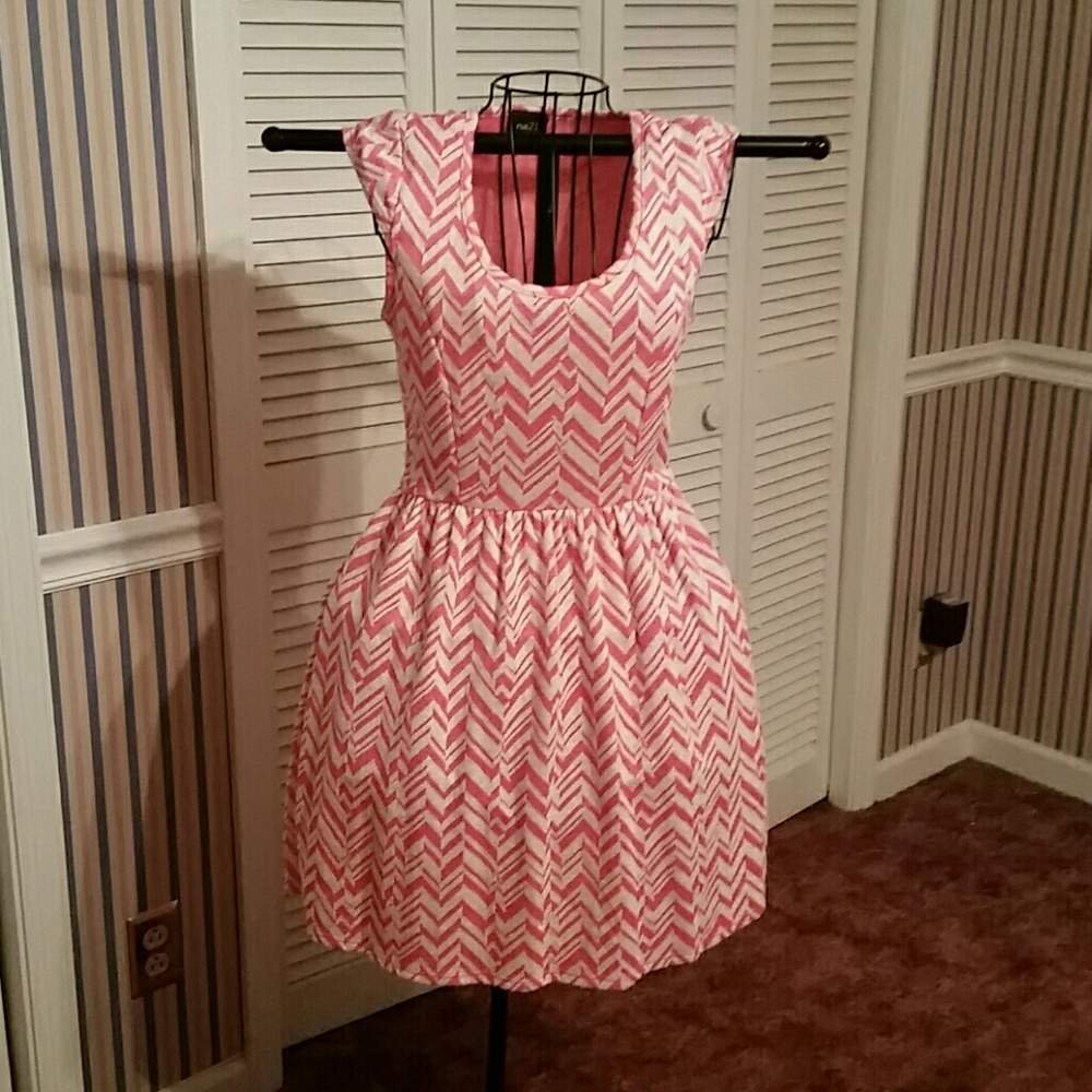 Cute Chevron pattern dress