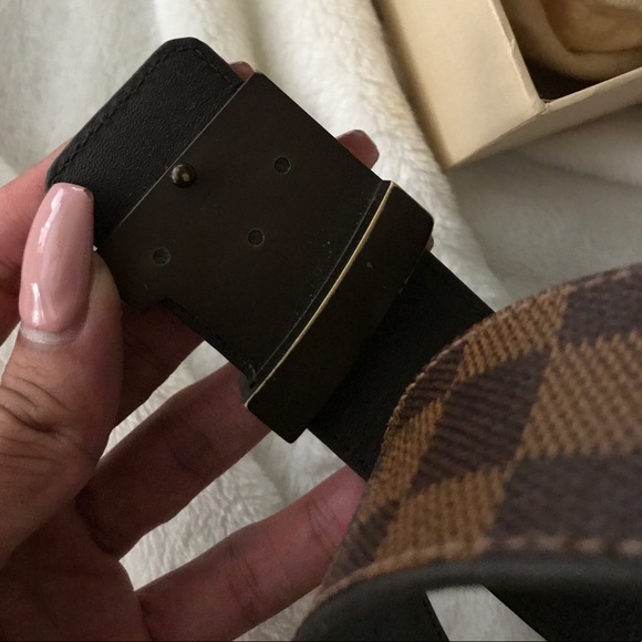 LOUIS VUITTON | belt initials - Picture 4 of 7
