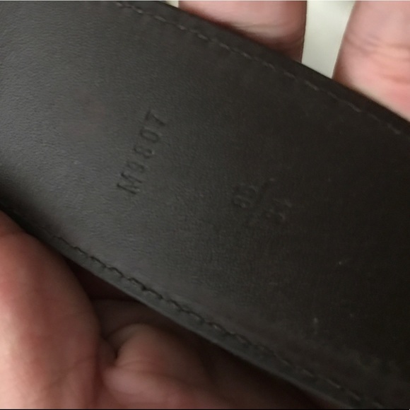 LOUIS VUITTON | belt initials - Picture 5 of 7