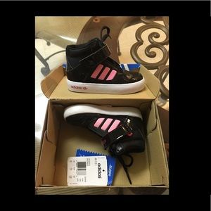 Toddler Shoes-Adidas (brand new)