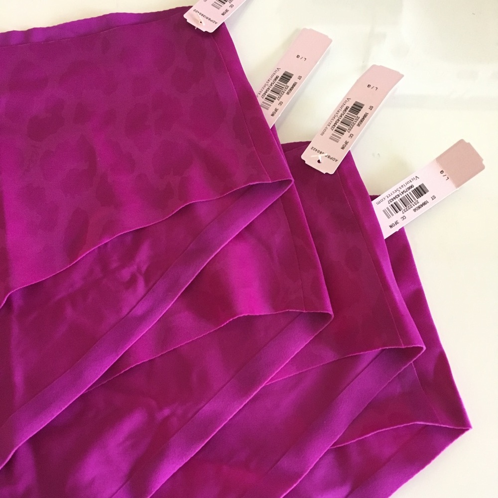 Victoria's Secret No-Show Sexy Hiphugger Panties