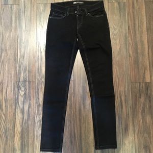 Black Levi Strauss & Co. skinny jeans