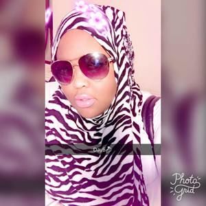 Meet your Posher, Tytiauna