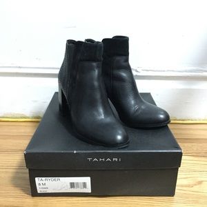 Tahari Ryder ankle boots