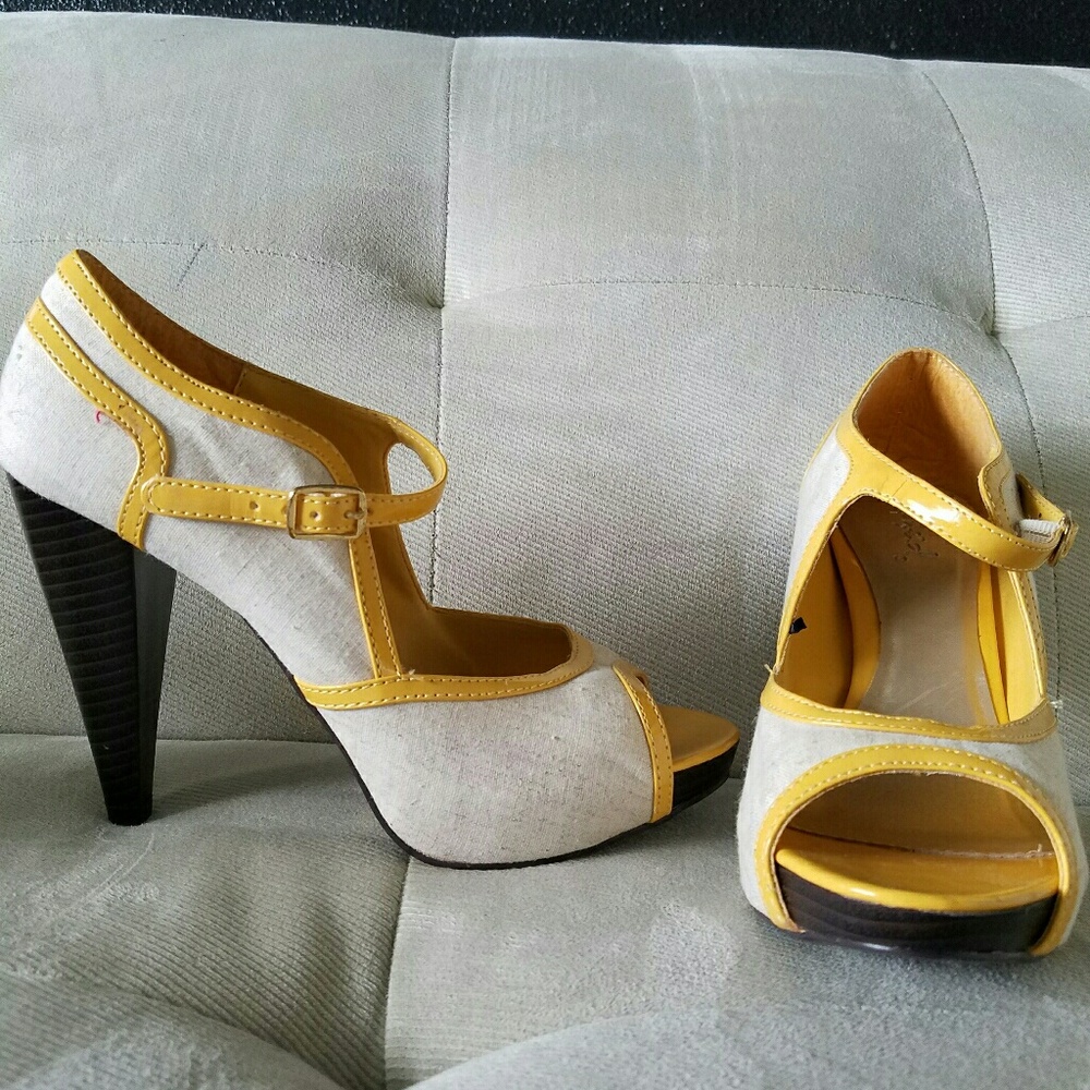 SOLD - Style is Finella, Brand is Qupid.