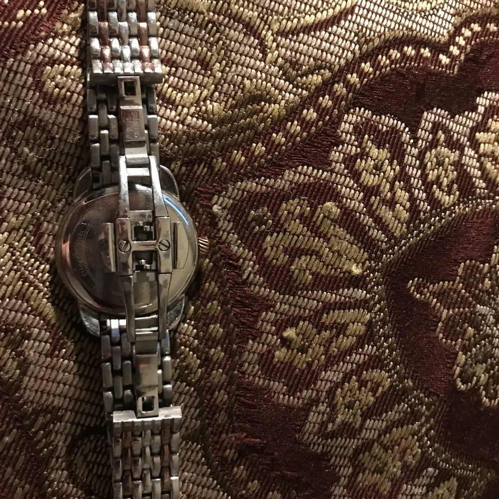 Bulova Precisionist Watch - Picture 4 of 5