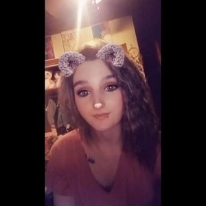 Meet your Posher, Alissa