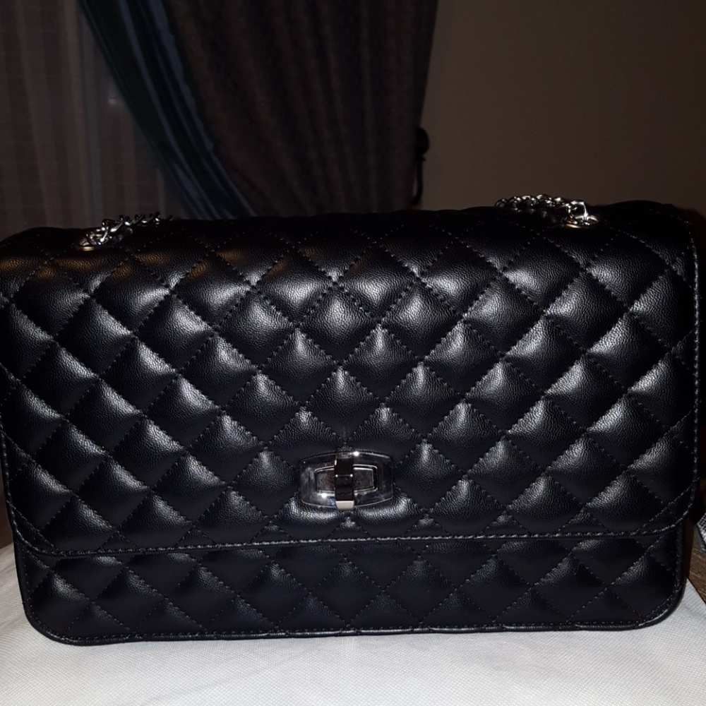 Large bag brand new, never been use