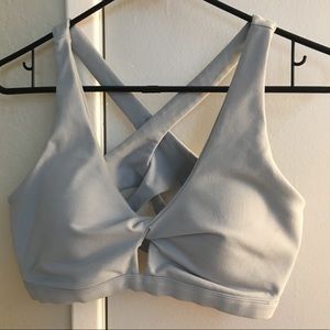 Fabletics Sports Bra Size L