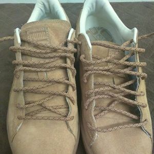 Pumas ( peanut butter & beige )