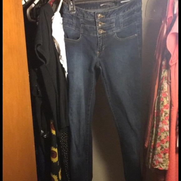 Highwaist skinny jeans. - Picture 2 of 2
