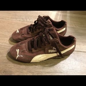 Women's Puma shoes