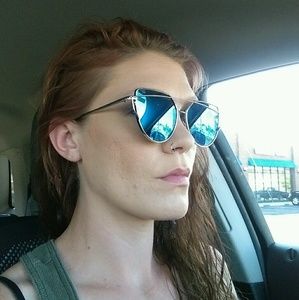 Meet your Posher, Katelynn