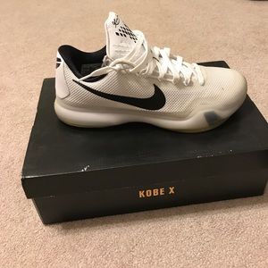 Kobe X low "white out"