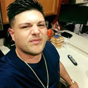 Meet your Posher, Russell