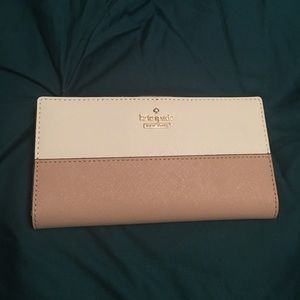 NWT Kate Spade Wallet ♠️