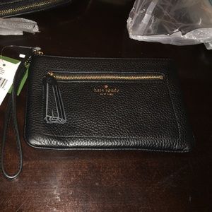 ⚡️Kate Spade Tinie Wristlet ⚡️