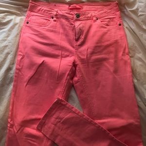 Neon pink skinny jeggings