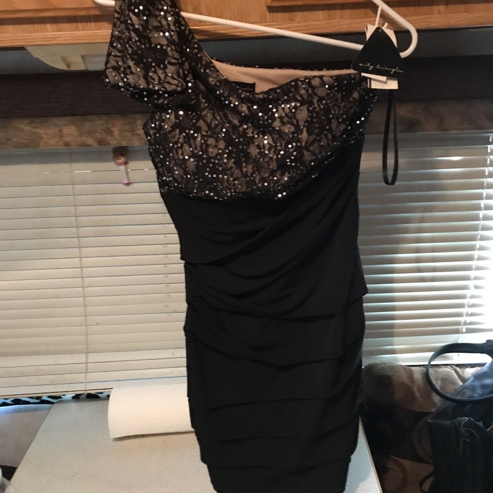 Black Party Dress 🖤
