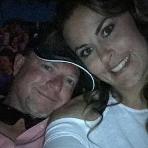 Meet your Posher, Lindsey