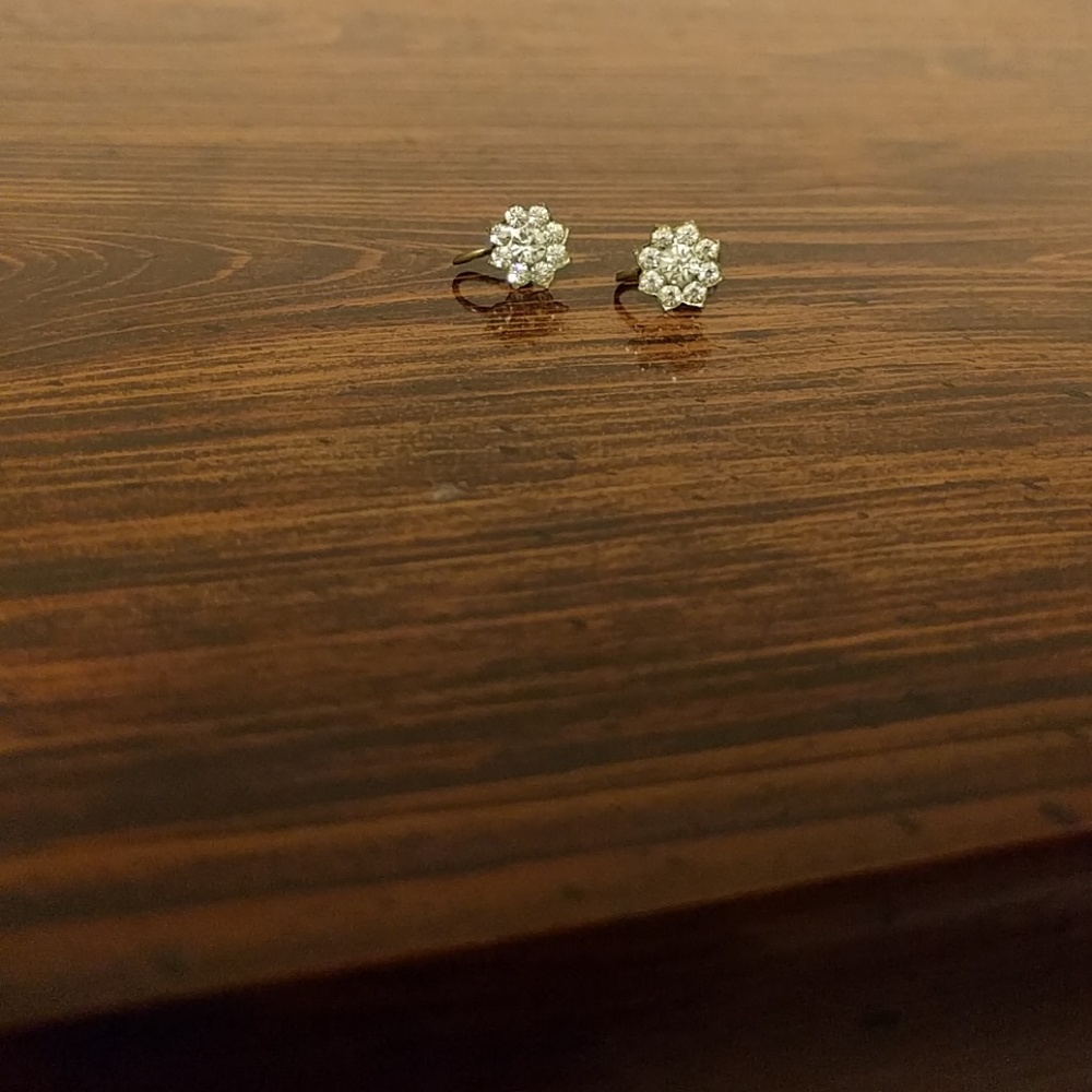 Vintage floral earrings