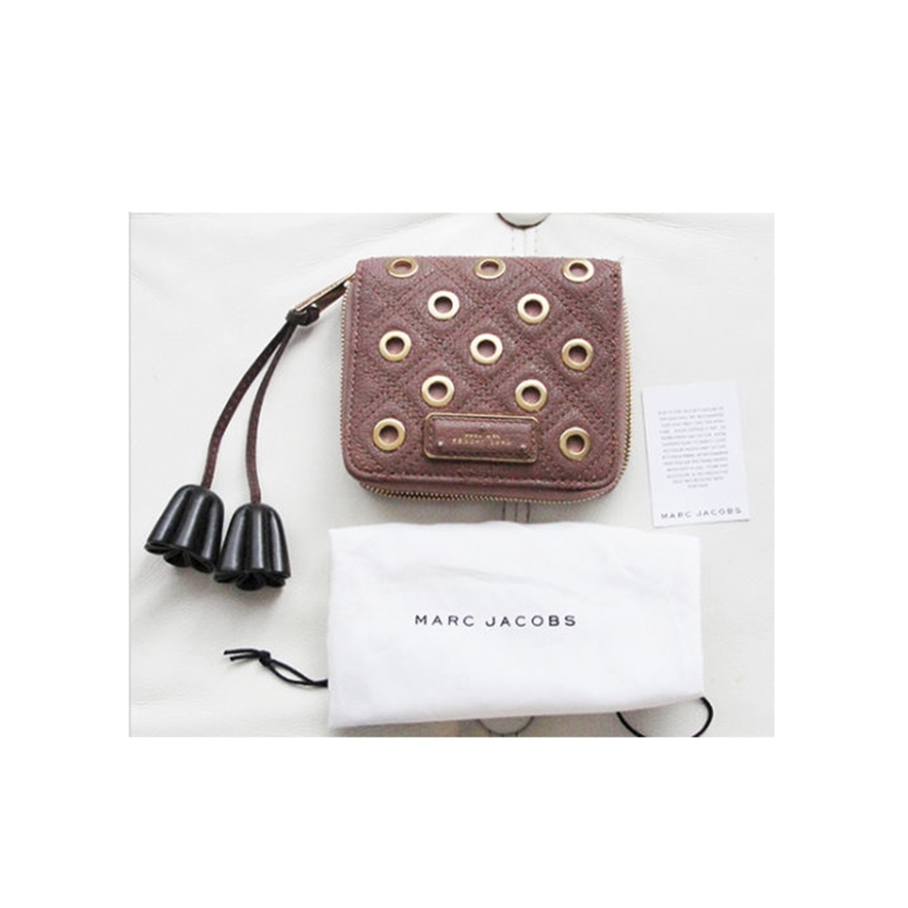 Auth Marc Jacobs Quilted Beige Square Wallet