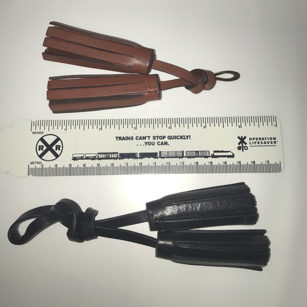 Coach TASSEL tag, leather. Make offer