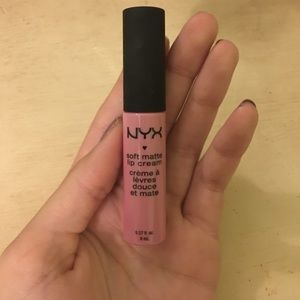 NYX Soft Matte Lip Cream