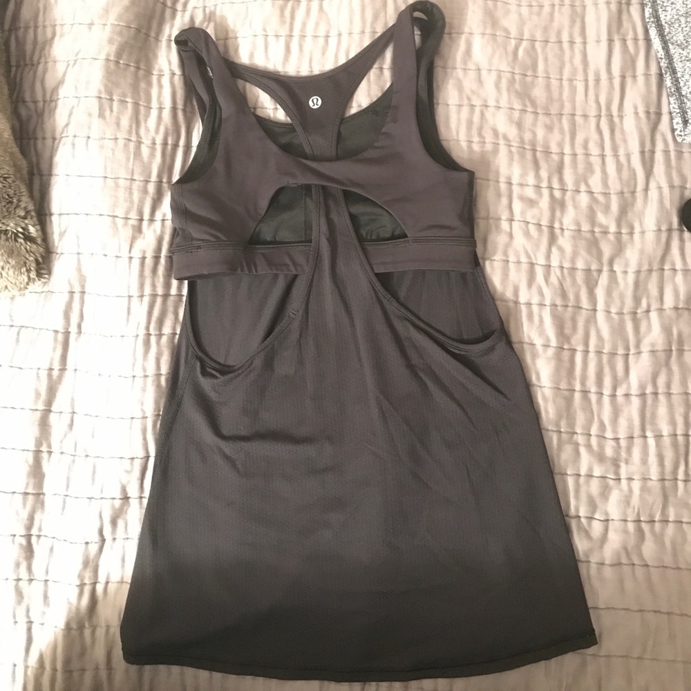 Lululemon tank