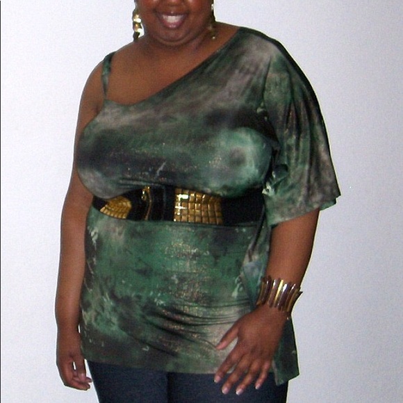 One Shoulder Belted Top - Picture 1 of 4