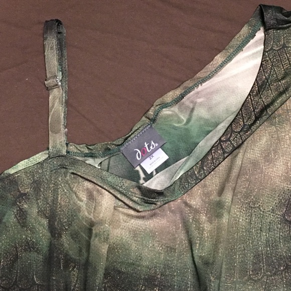 One Shoulder Belted Top - Picture 4 of 4