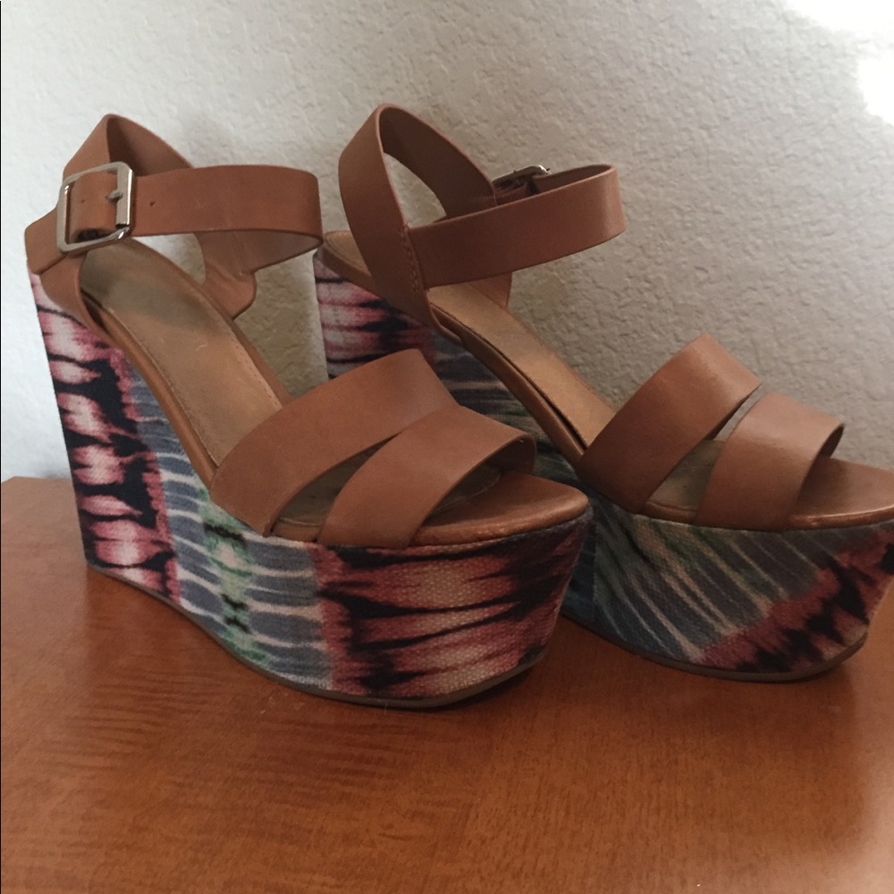 Tie Die Platform Wedges