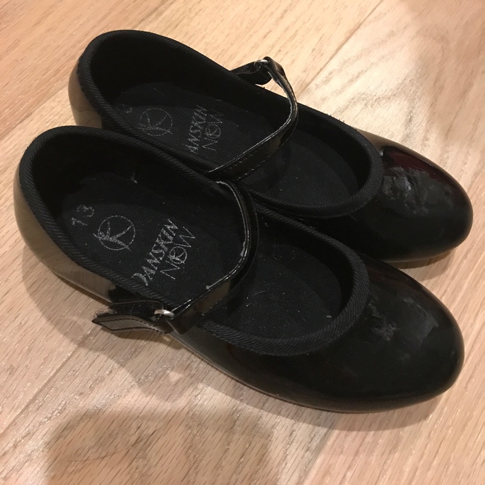 Danskin tap shoes