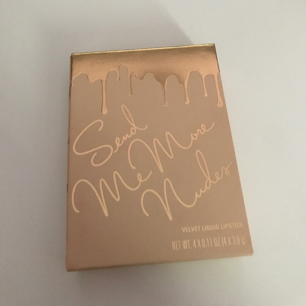 ✨ Kylie Cosmetics Send Me More Nudes ✨