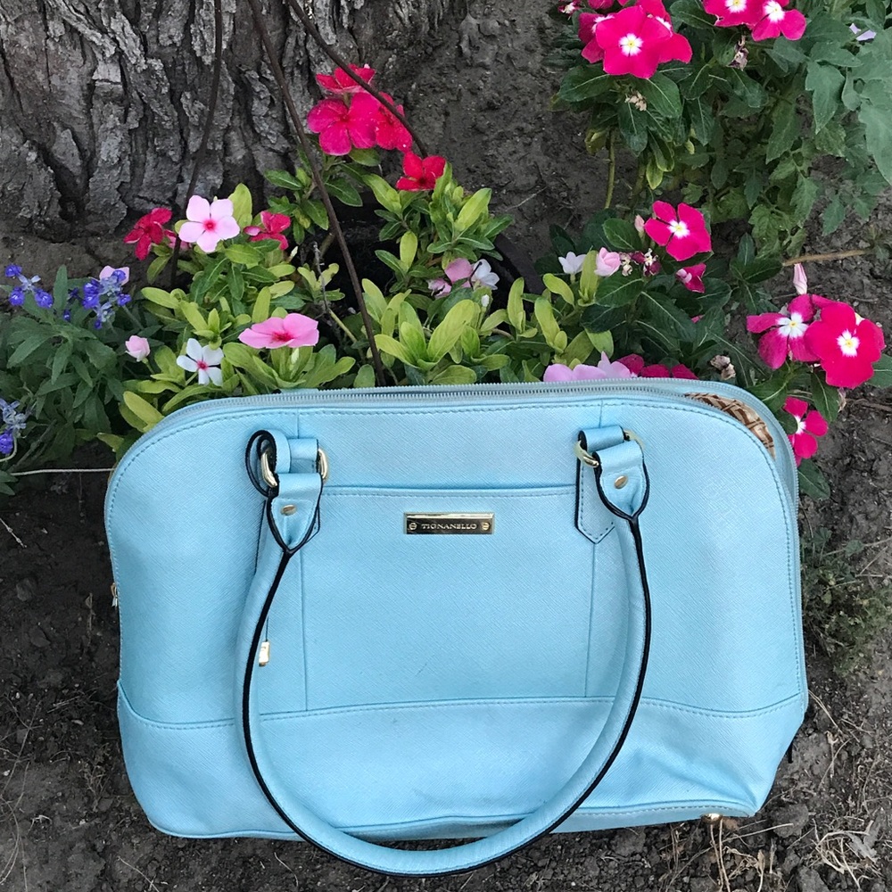 Love the color!