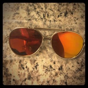 Sunglasses (mirrored)
