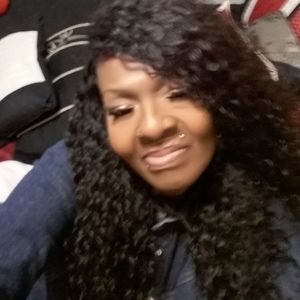 Meet your Posher, Sheila