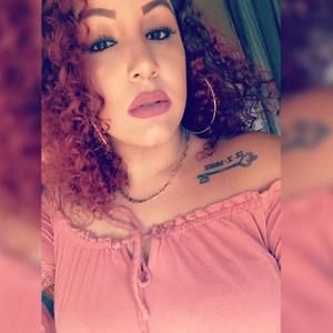 Meet your Posher, Stephany